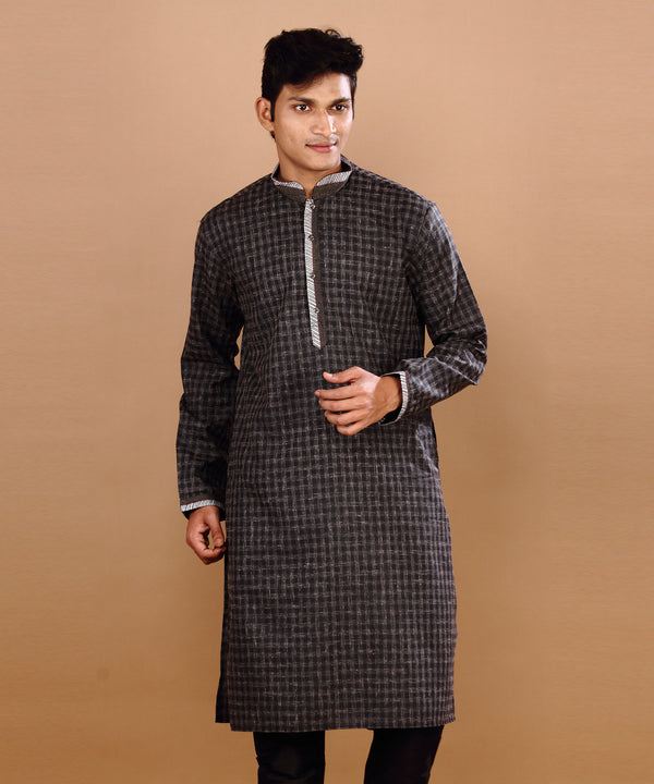 HAMSAFAR Men's Black Checkers Linen Look With Neck and  Sleeve Embroidery