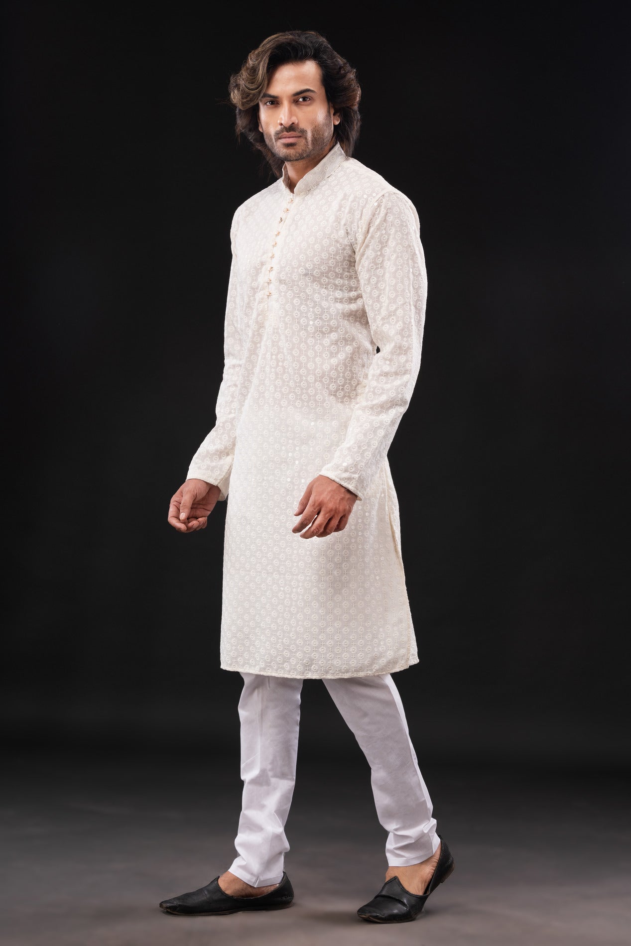 HAMSAFAR Men’s White Sequence Cotton Casual Kurta