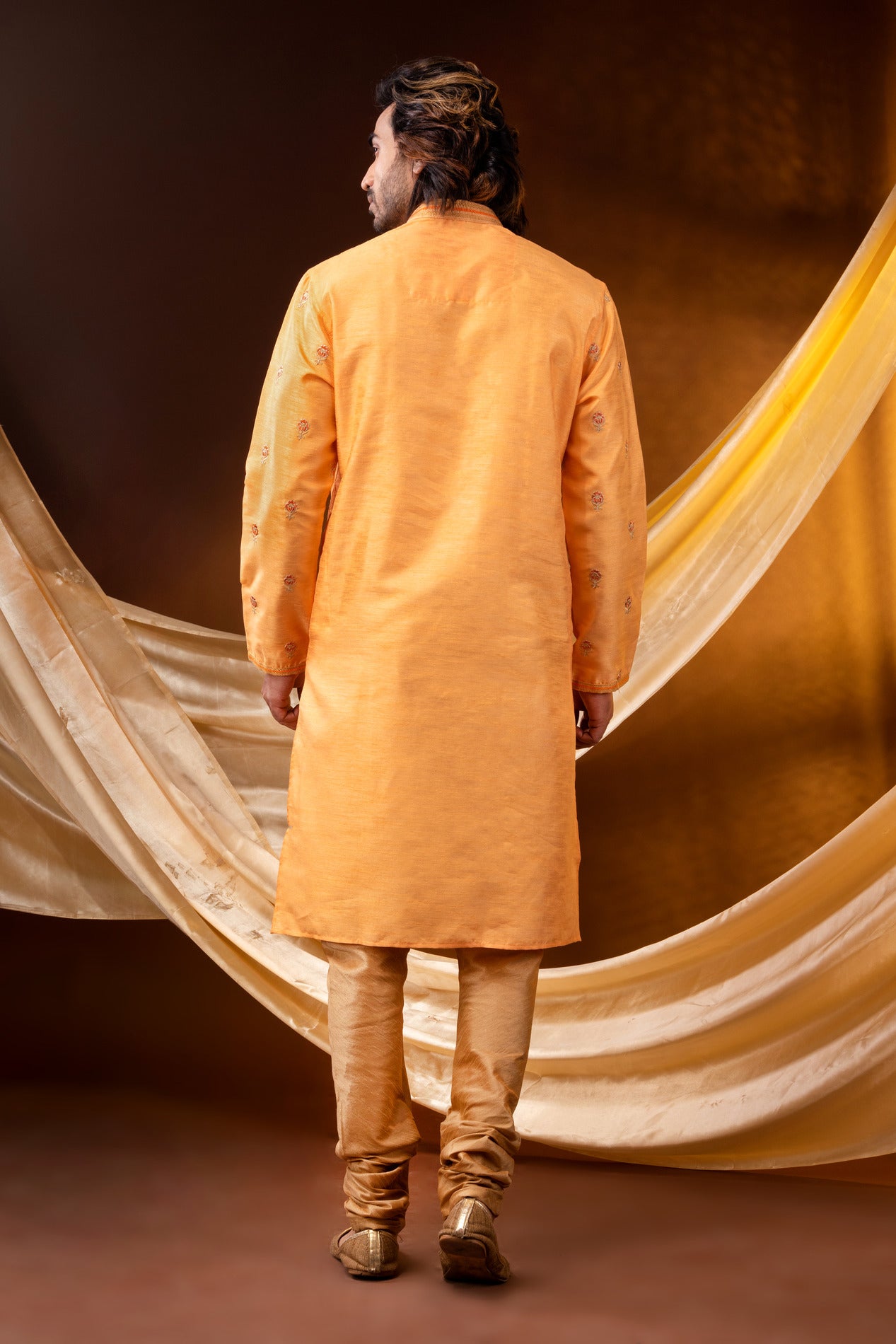 HAMSAFAR Men’s Yellow Dupion Print Party Wear Kurta