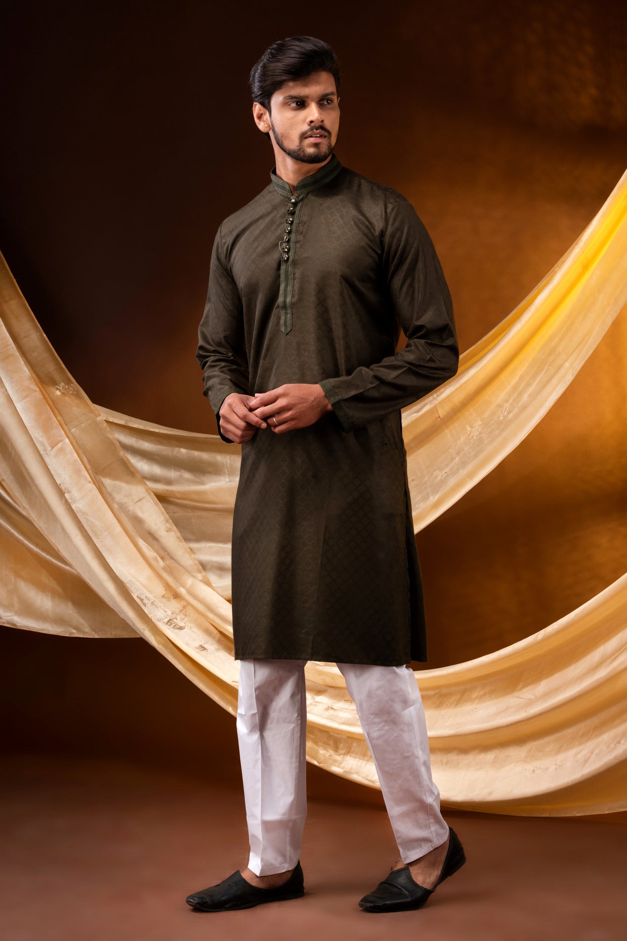 HAMSAFAR Men’s Mehndi Green Cotton casual Kurta