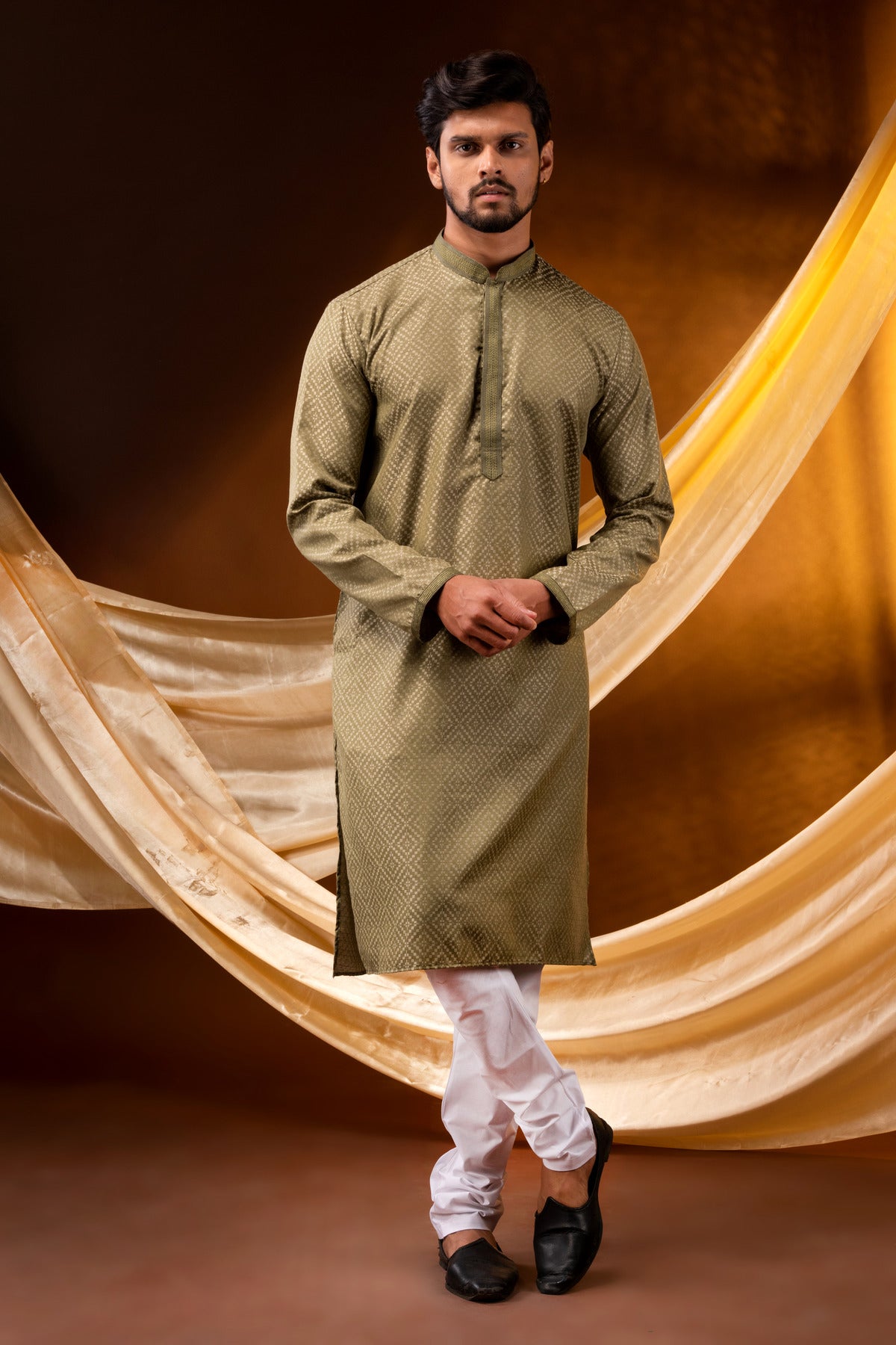 HAMSAFAR Men’s Mehndi Green Cotton Zakard Casual Kurta