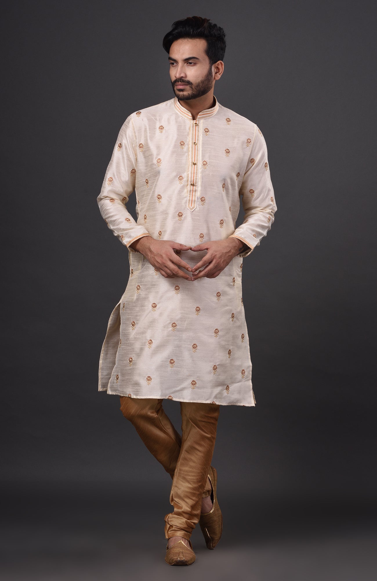 HAMSAFAR Men’s Off White Dupion Silk Party Wear Kurta
