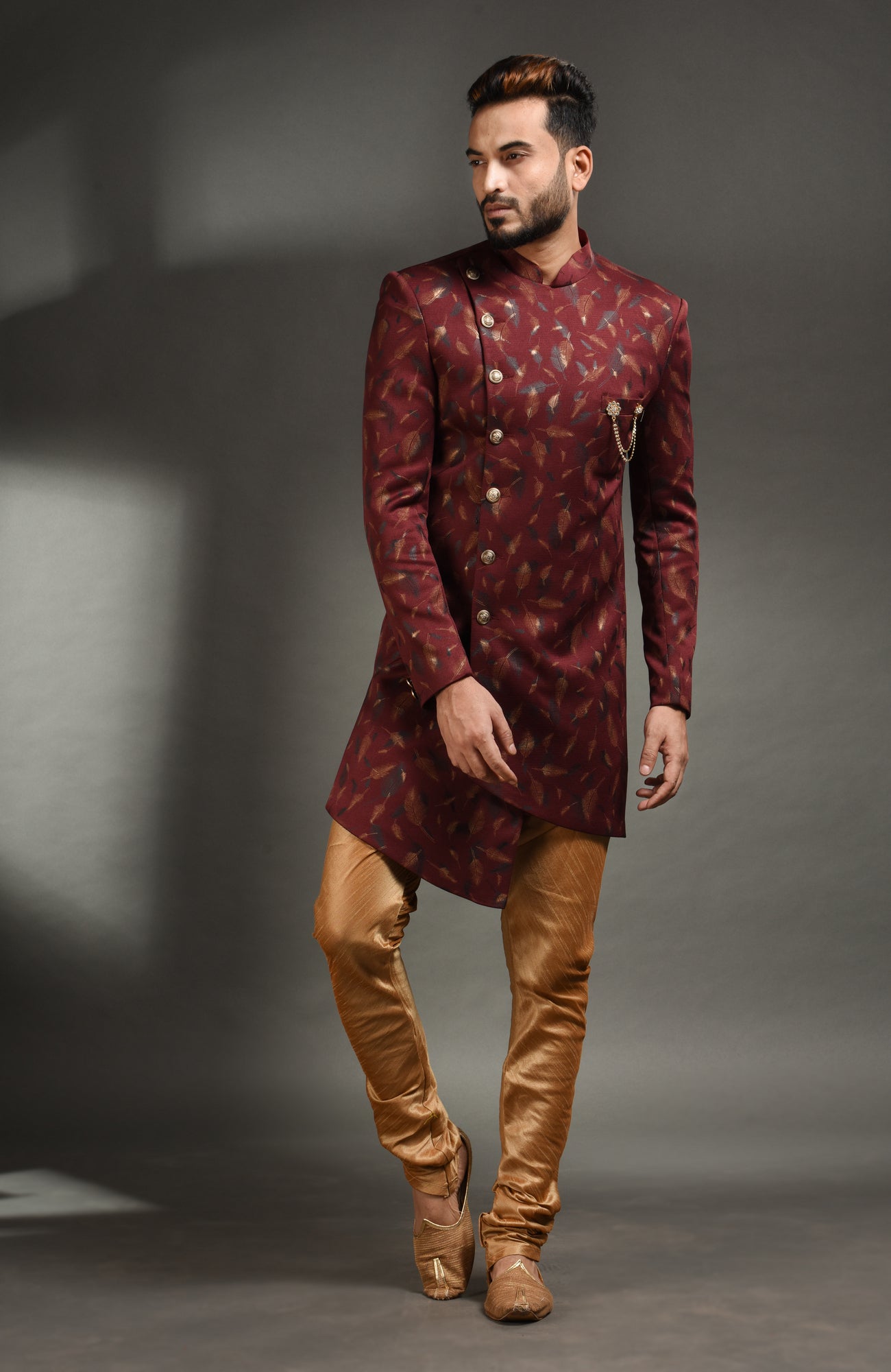 HAMSAFAR Men’s Brown Poly Viscose Sherwani