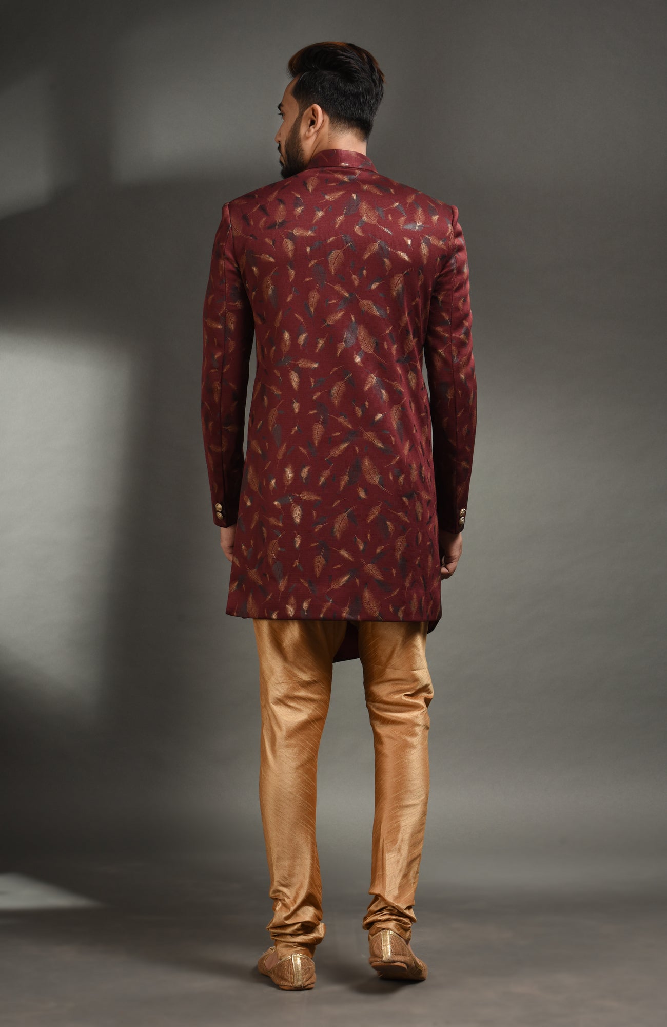 HAMSAFAR Men’s Brown Poly Viscose Sherwani