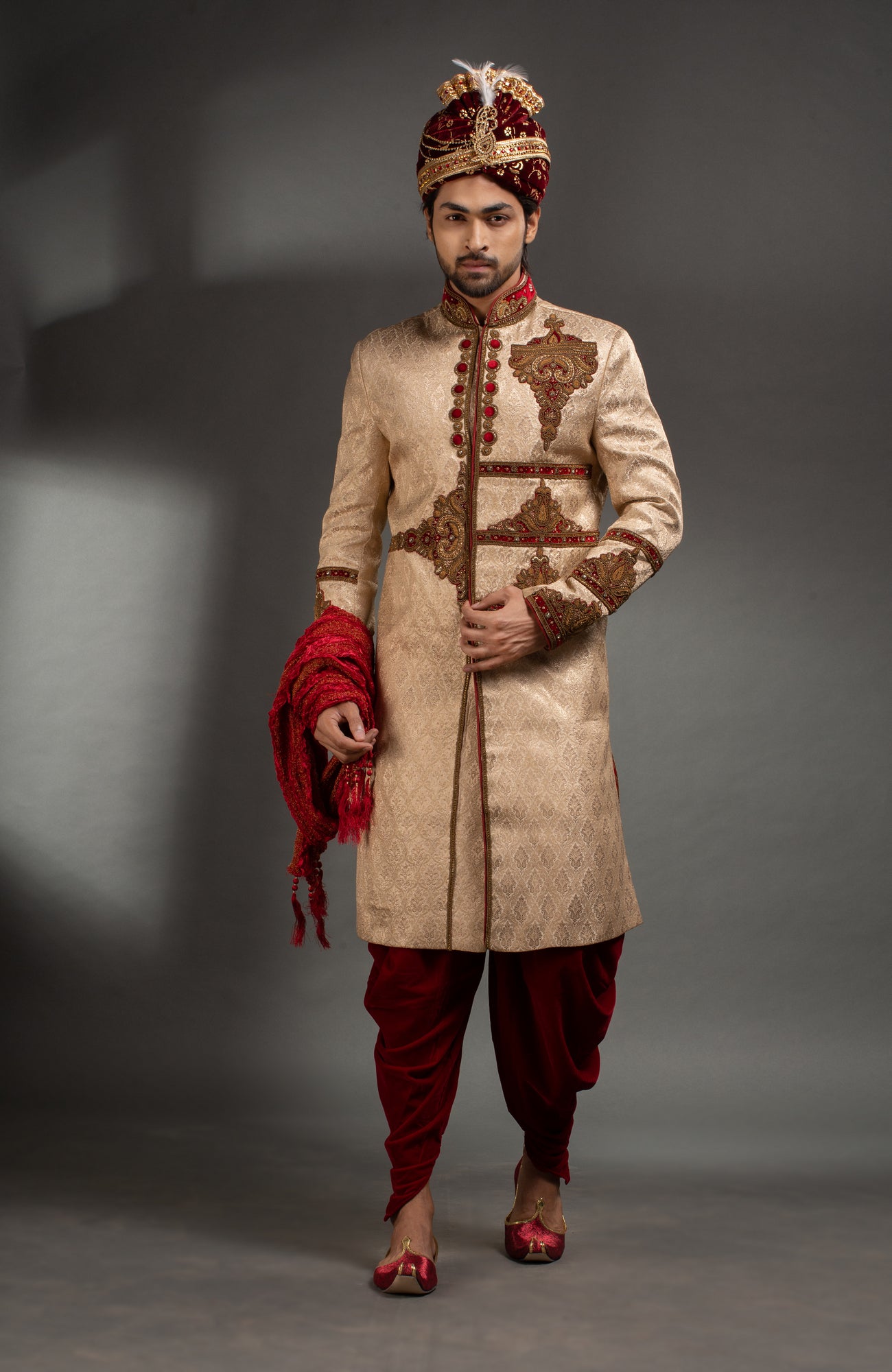 HAMSAFAR Men’s Tusser Cream Zari Jacquard Sherwani