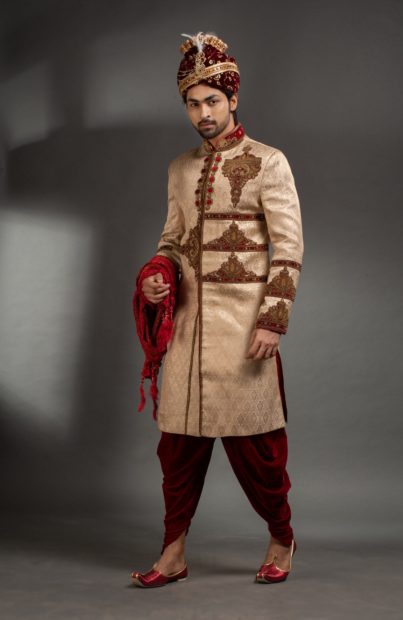 HAMSAFAR Men’s Tusser Cream Zari Jacquard Sherwani