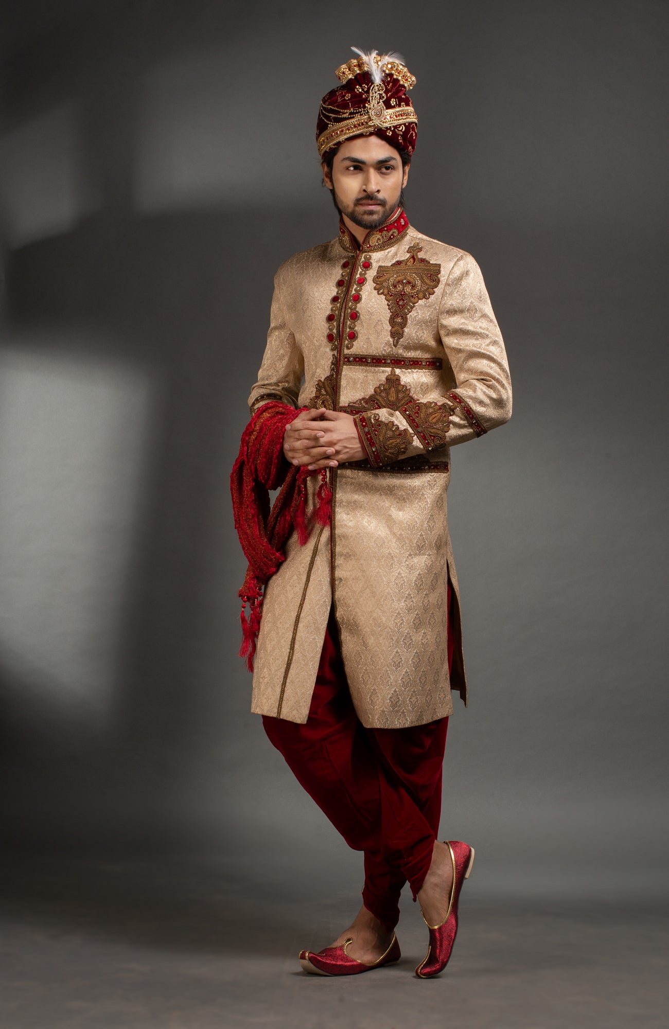 HAMSAFAR Men’s Tusser Cream Zari Jacquard Sherwani