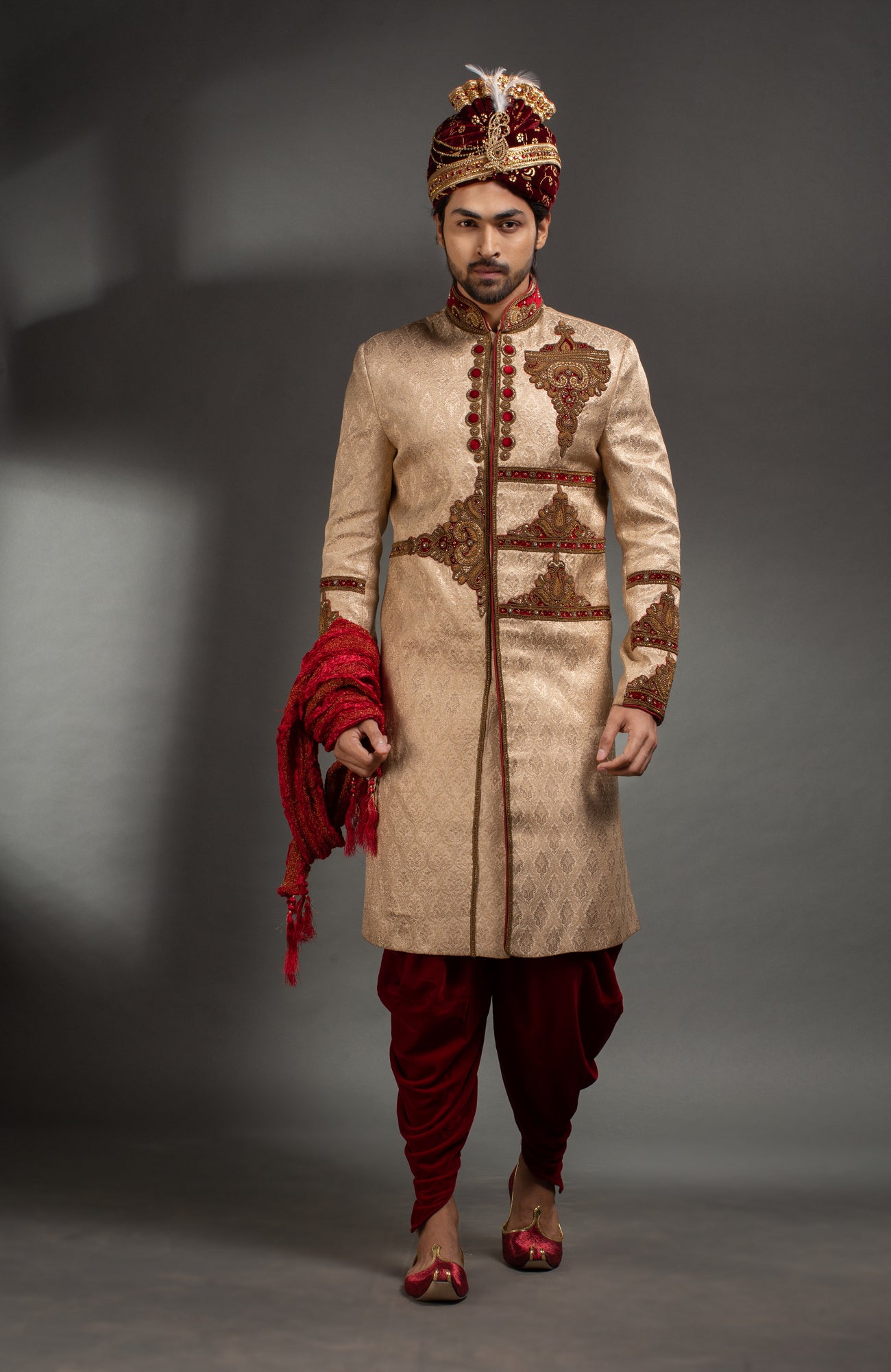 HAMSAFAR Men’s Tusser Cream Zari Jacquard Sherwani