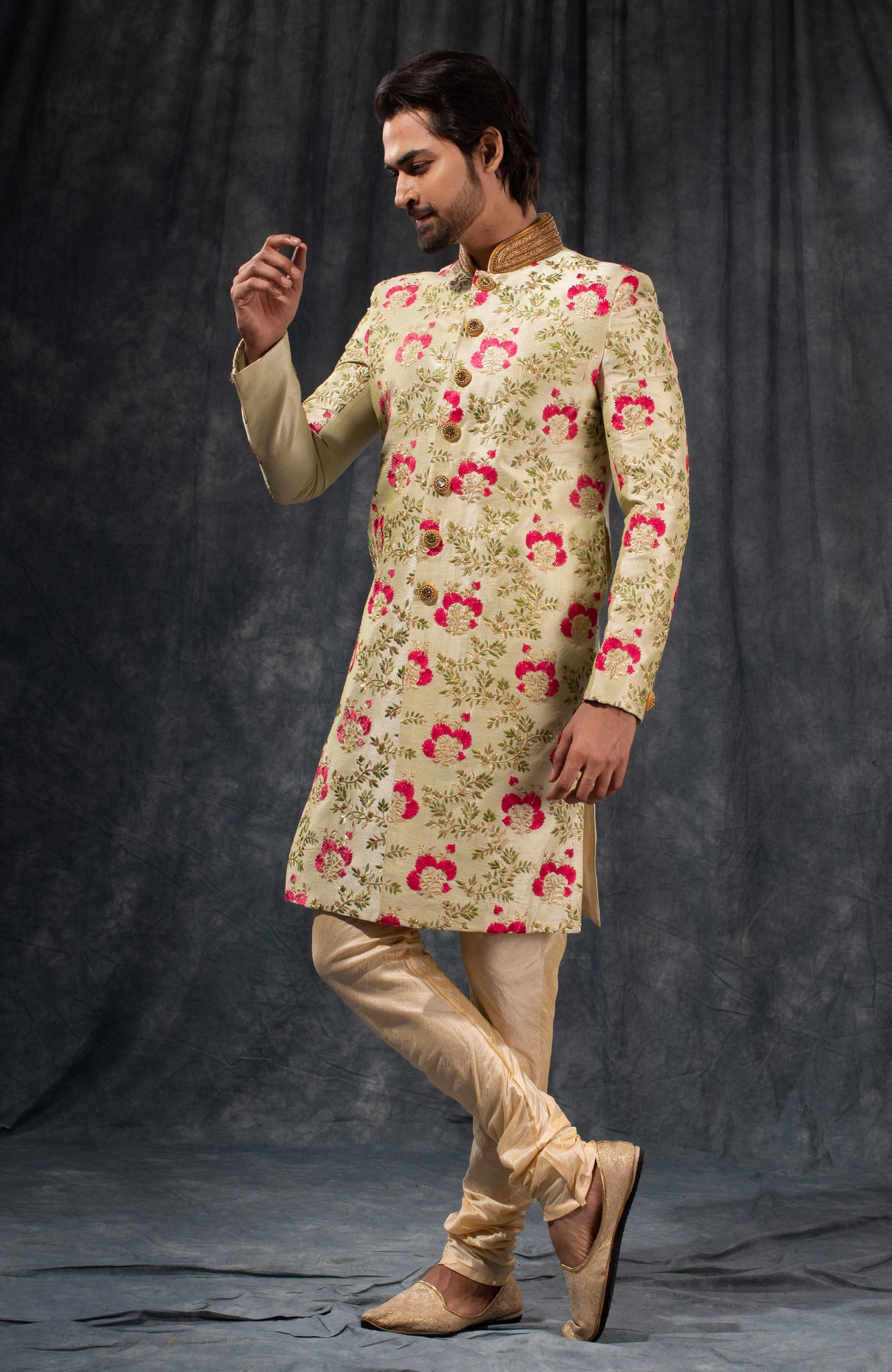 HAMSAFAR Men’s Peach Poly Dupion Printed Sherwani