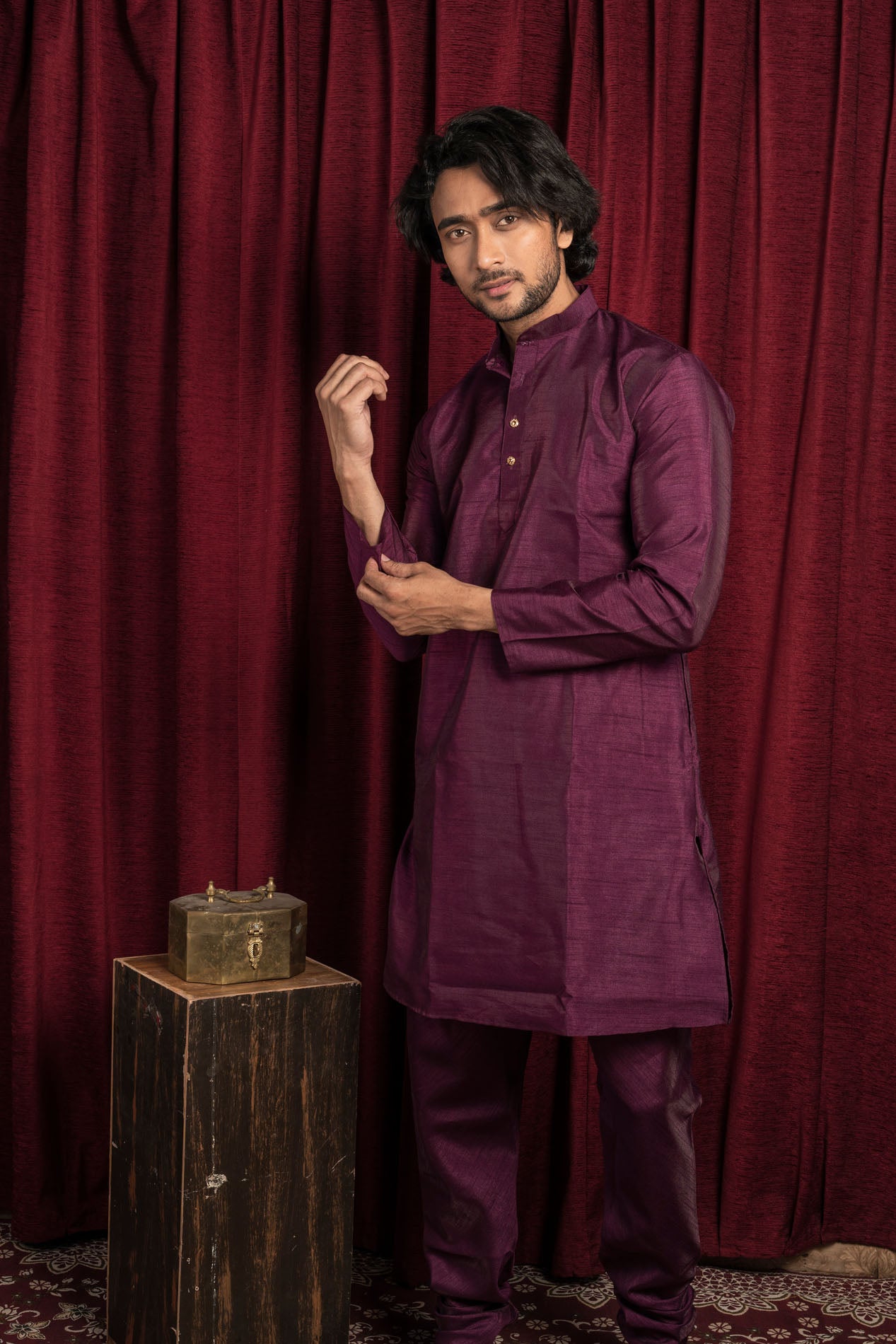 HAMSAFAR Men’s Purple Silk Casual Kurta