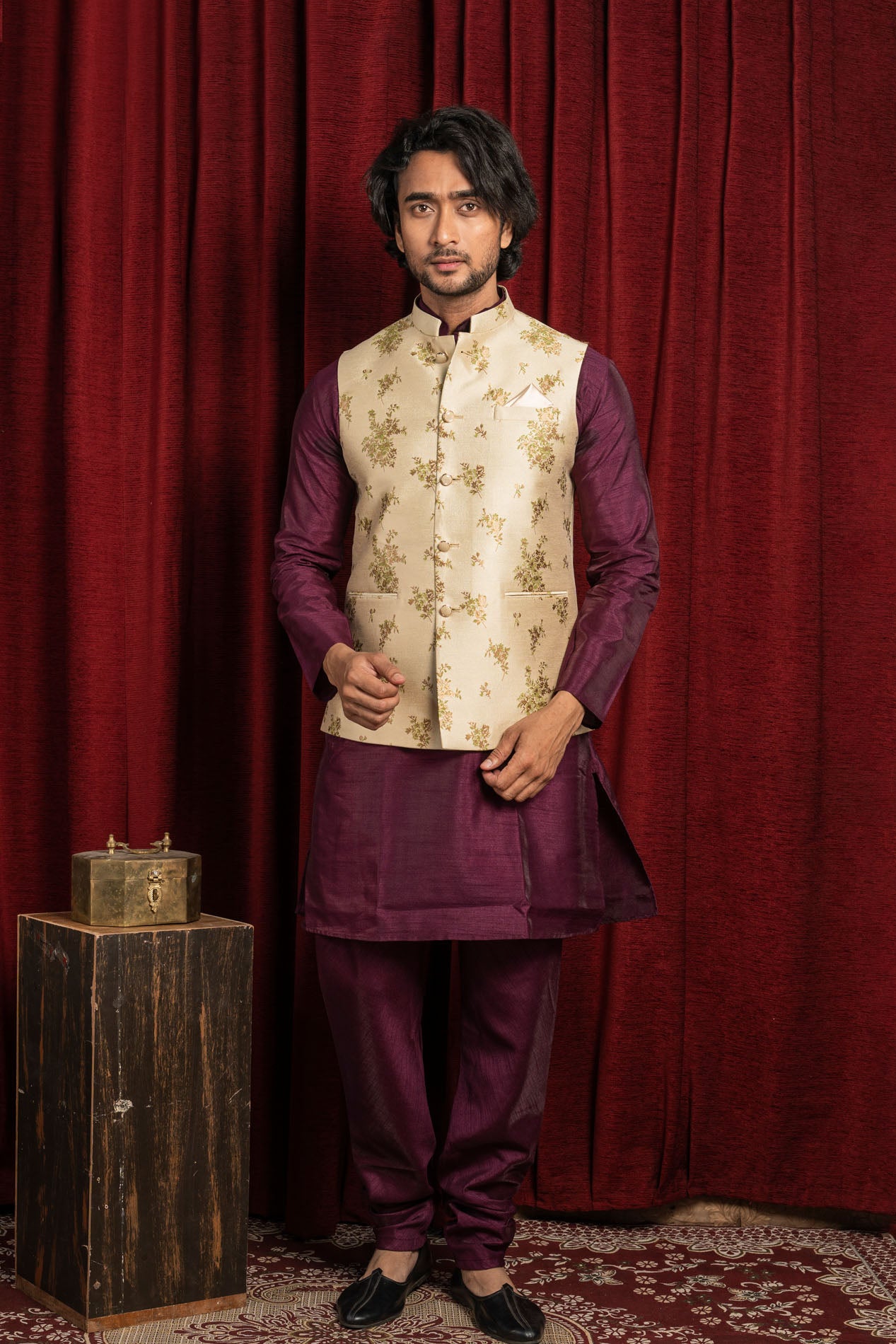 HAMSAFAR Men’s Cream Poly Viscose Print Nehru Jacket
