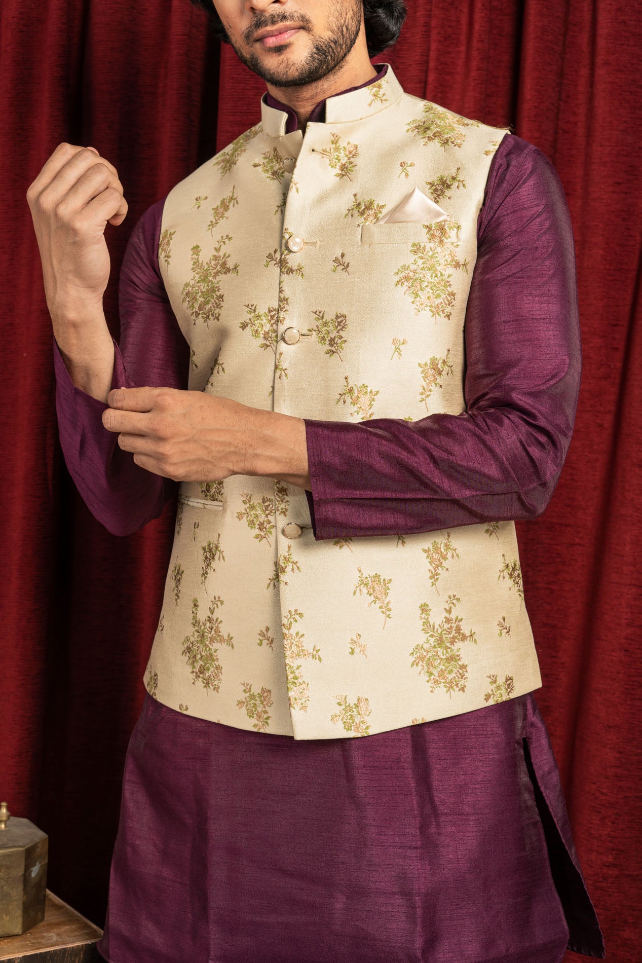 HAMSAFAR Men’s Cream Poly Viscose Print Nehru Jacket