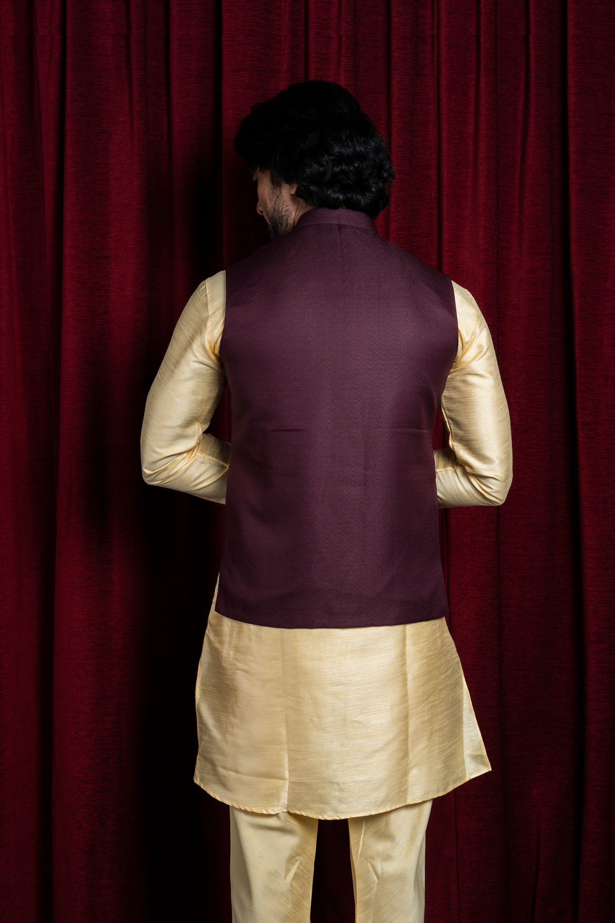 HAMSAFAR Men’s Chocolate Brown Poly Viscose Nehru Jacket